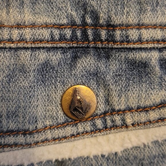 Womens volcom jacket Medium - Picture 4 of 5